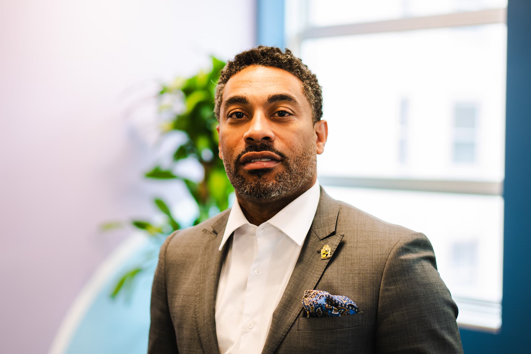 Photo of Robert Hughes